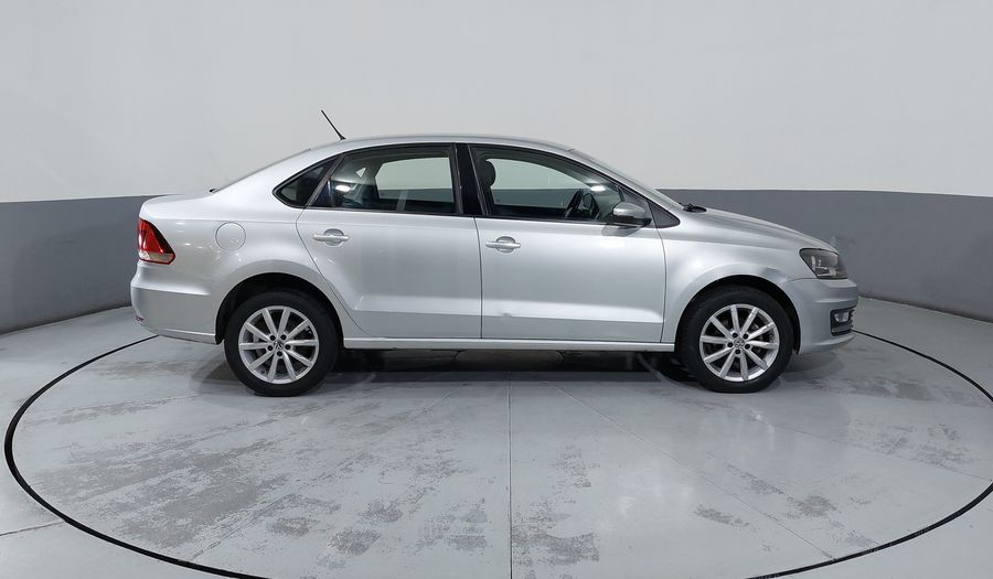 Volkswagen Vento 1.6 HIGHLINE AUTO Sedan 2019