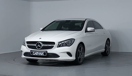 Mercedes Benz • CLA