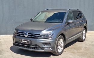 Volkswagen • Tiguan