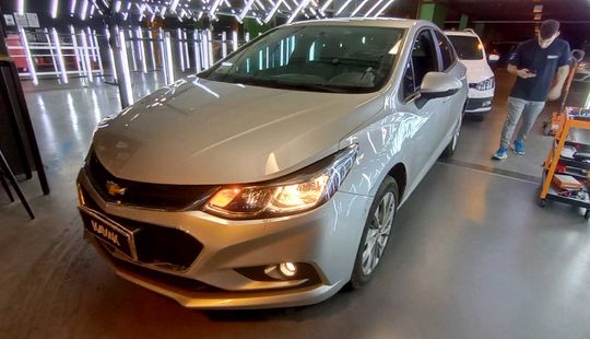 Chevrolet • Cruze