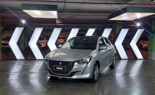 Peugeot • 208