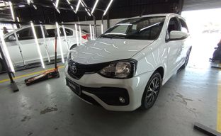 Toyota • Etios