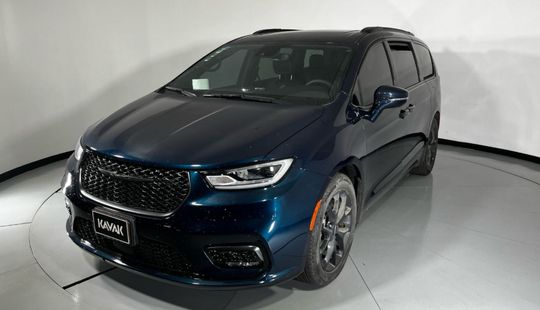 Chrysler • Pacifica