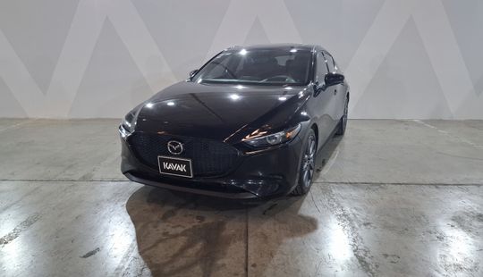 Mazda • Mazda 3