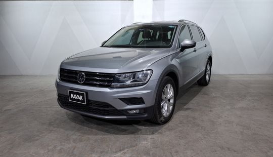 Volkswagen • Tiguan