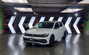 Volkswagen • Polo