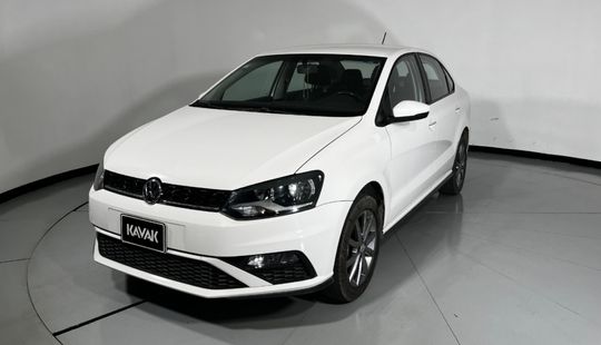 Volkswagen • Vento