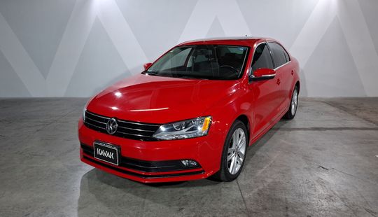 Volkswagen • Jetta