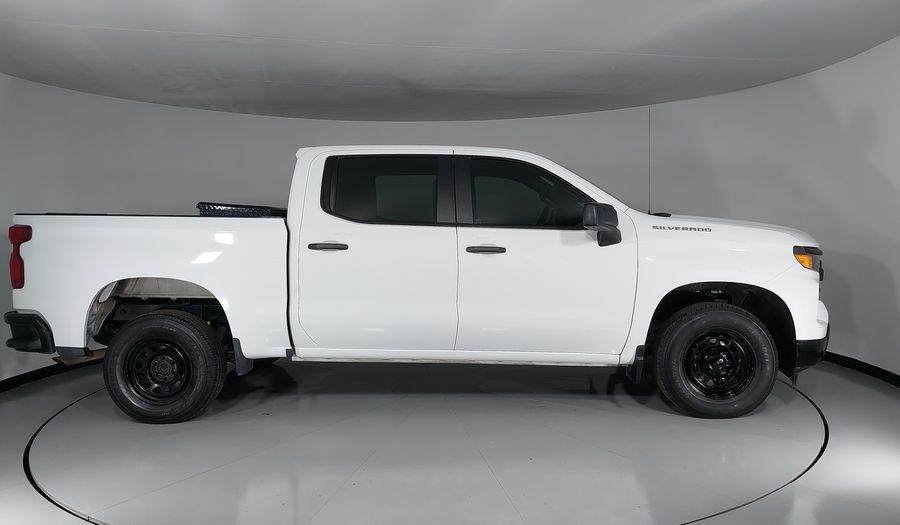 Chevrolet Silverado 1500 5.3 SILVERADO WT V8 4X2 CC N AUTO Pickup 2022