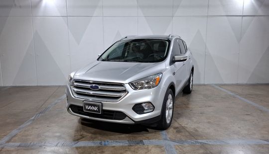 Ford • Escape