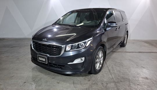 Kia • Sedona