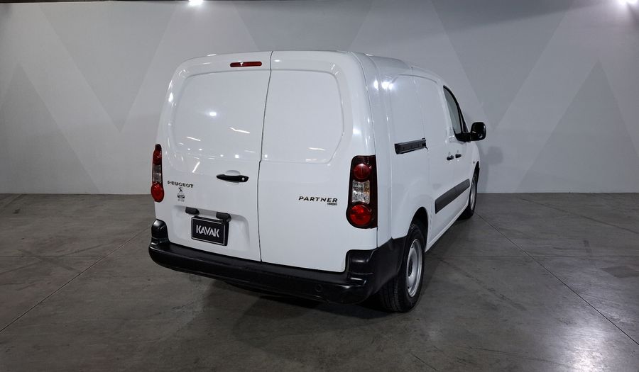 Peugeot Partner 1.6 HDI MAXI DIESEL 5P MT Van 2019