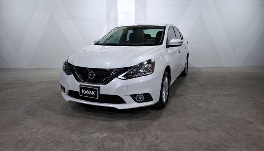 Nissan • Sentra