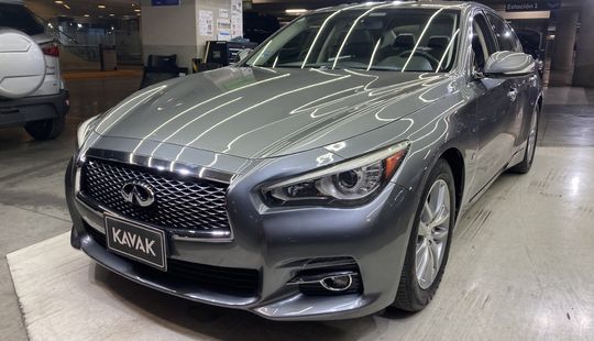 Infiniti • Q50