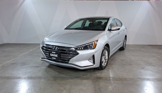 Hyundai • Elantra