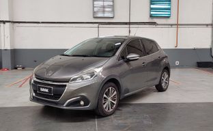 Peugeot • 208