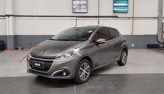 Peugeot • 208