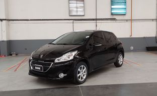 Peugeot • 208