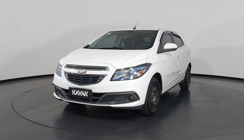 Chevrolet Onix MPFI LT Hatchback 2013