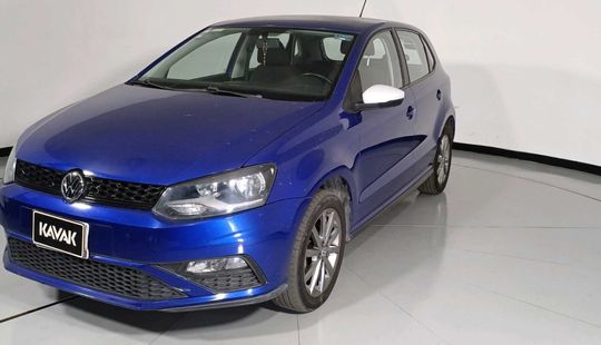 Volkswagen • Polo