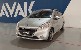 Peugeot • 208