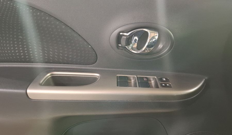 Nissan March 1.6 ADVANCE Hatchback 2020