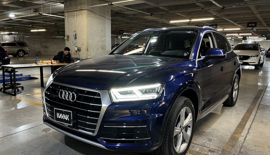 Audi • Q5