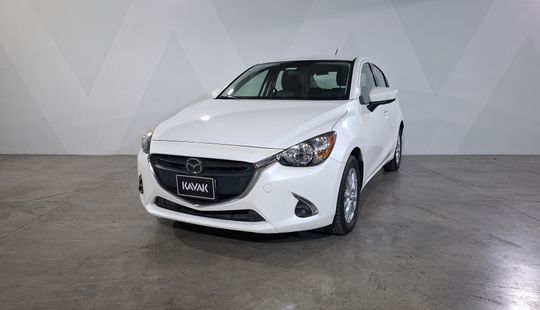 Mazda • Mazda 2