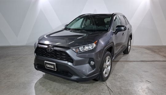 Toyota • RAV4