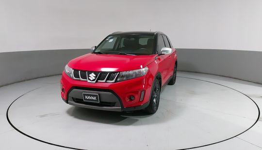 Suzuki • Vitara