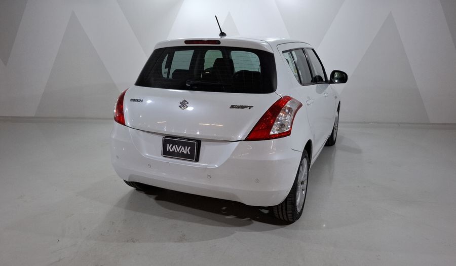 Suzuki Swift 1.4 GLS MT Hatchback 2015