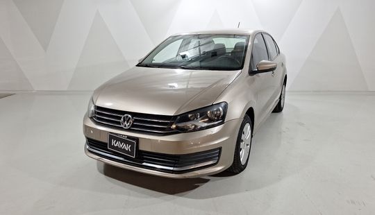 Volkswagen • Vento