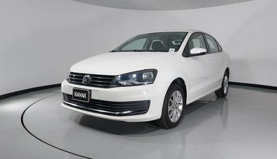 Volkswagen • Vento