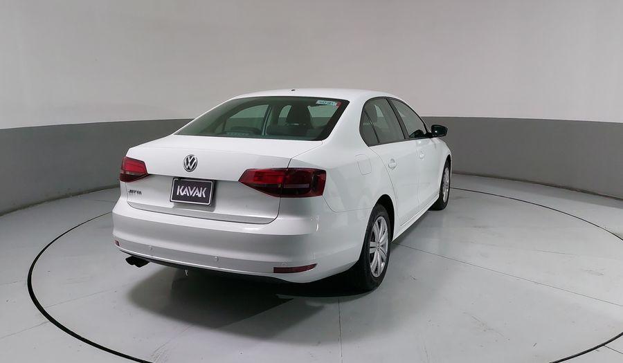 Volkswagen Jetta 2.0 MT Sedan 2016