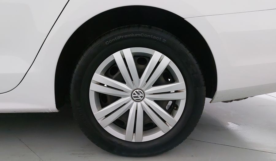 Volkswagen Jetta 2.0 MT Sedan 2016