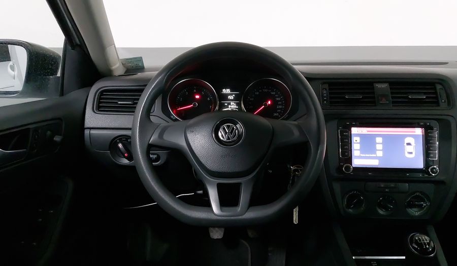 Volkswagen Jetta 2.0 MT Sedan 2016