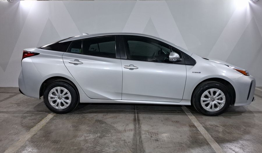 Toyota Prius 1.8 HYBRID BASE Hatchback 2019