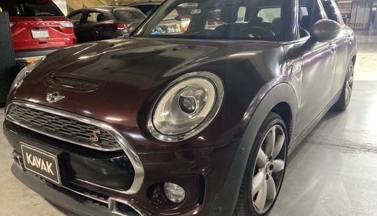 Mini • Clubman