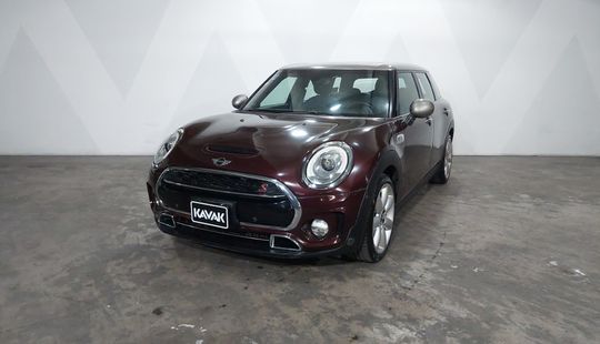 Mini • Clubman