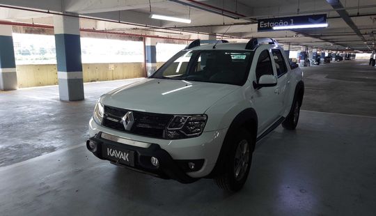 Renault • Duster Oroch