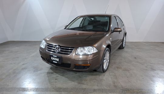 Volkswagen • Jetta Clasico