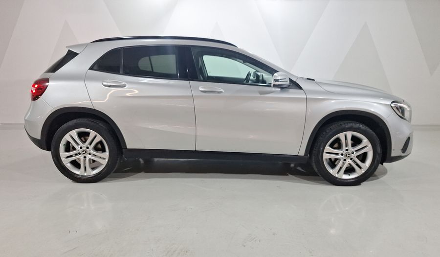 Mercedes Benz Clase Gla 1.6 GLA 200 DCT Suv 2018