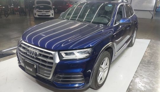 Audi • Q5