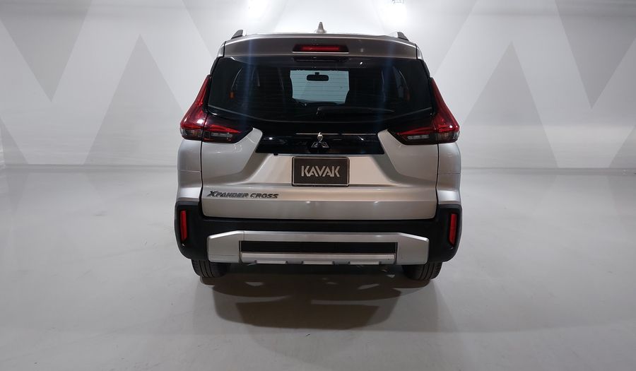 Mitsubishi Xpander 1.5 CROSS AUTO Minivan 2022