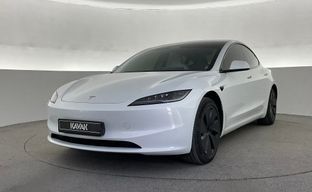 Tesla • Model 3