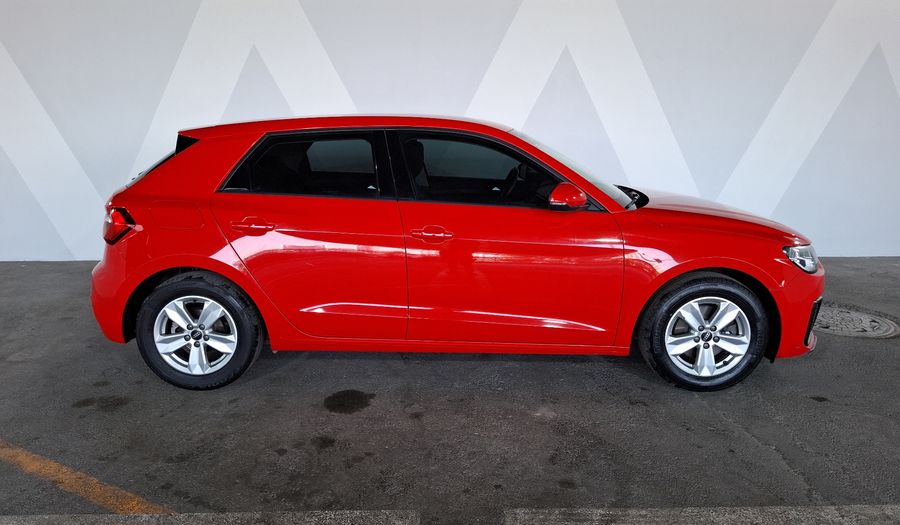 Audi A1 1.0 SB 30 TFSI URBAN DCT Hatchback 2021