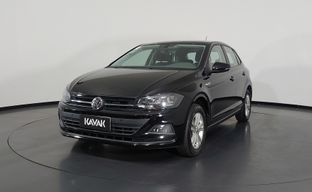 Volkswagen • Polo