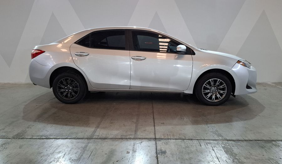 Toyota Corolla 1.8 BASE CVT Sedan 2018