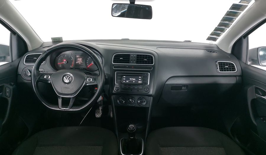 Volkswagen Polo 1.6 MT Hatchback 2017