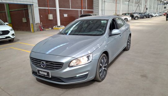 Volvo • S60